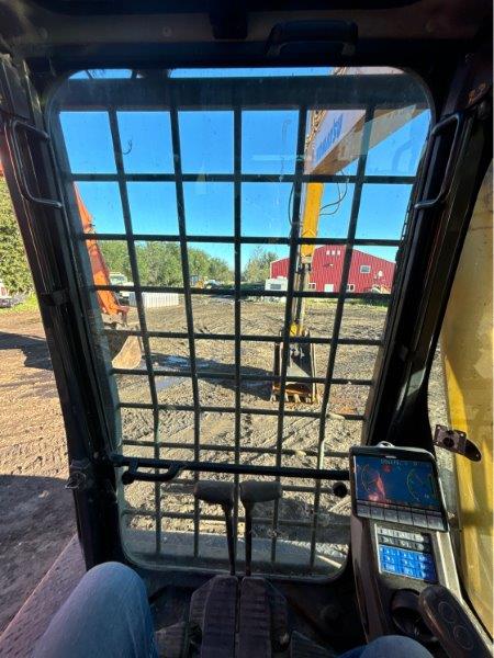  2011 KOMATSU PC270 LC-8 at Conquest Equipment Alberta