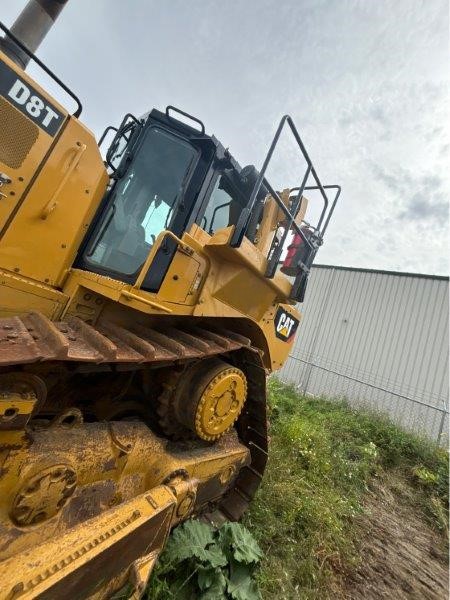  2017 CAT D8T at Conquest Equipment Alberta