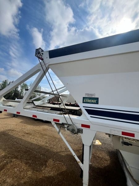  2019 Castleton Tridem Belly Dump at Conquest Equipment Saskatchewn