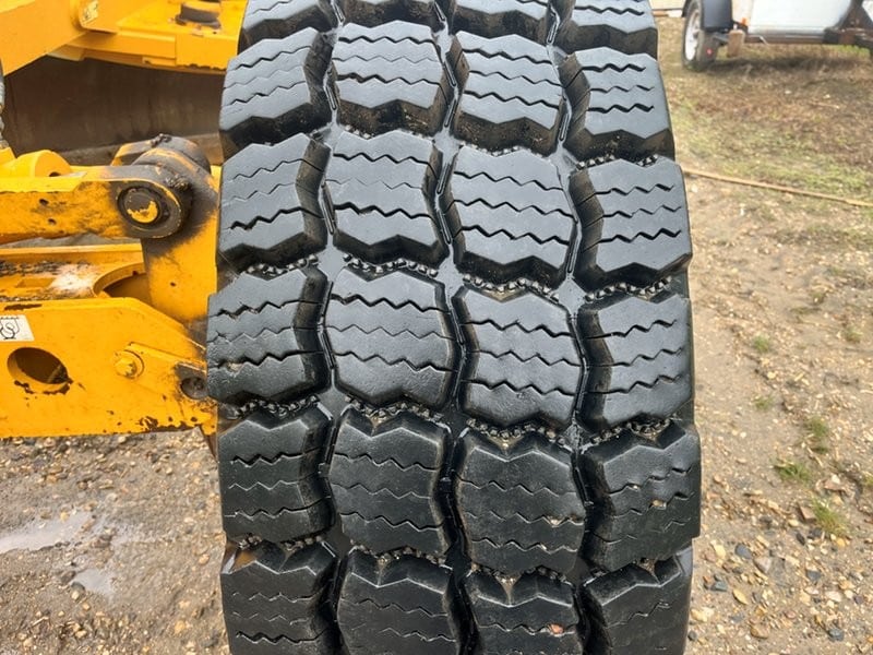  2009 VOLVO G960 at Conquest Equipment Manitoba