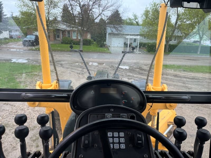  2009 VOLVO G960 at Conquest Equipment Manitoba