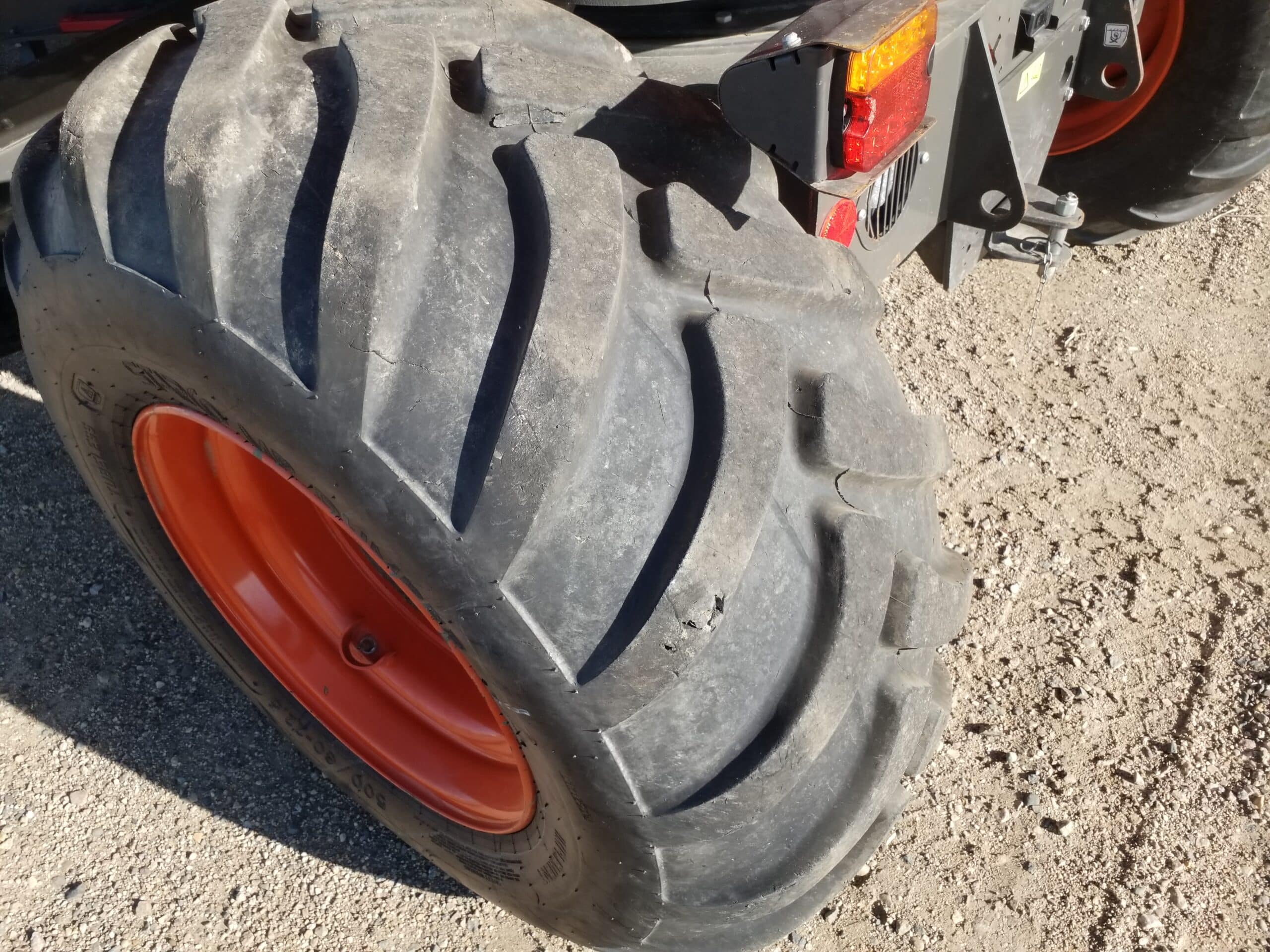  2021 AUSA DR1001 AHG at Conquest Equipment Saskatchewn