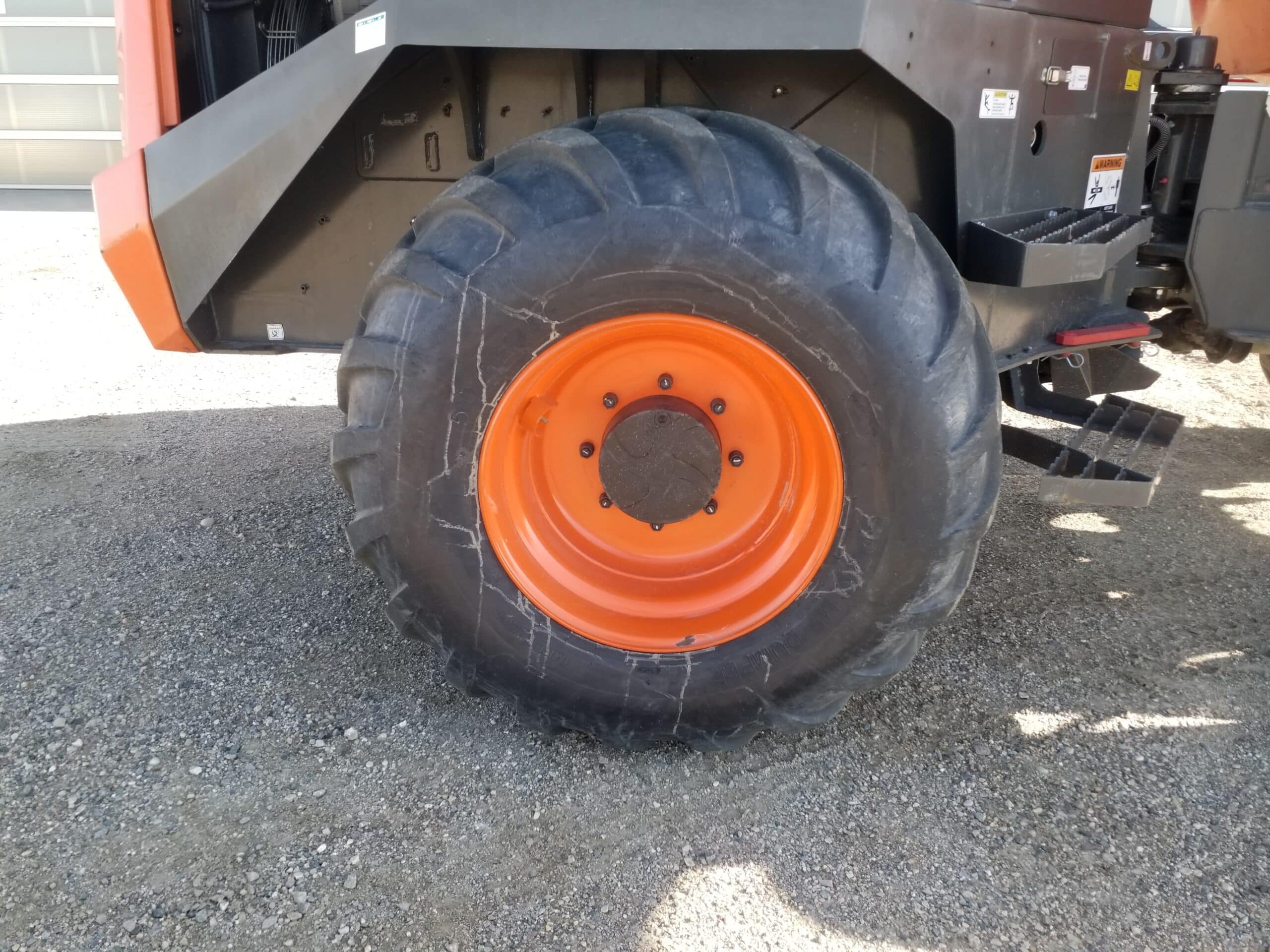  2021 AUSA DR1001 AHG at Conquest Equipment Saskatchewn