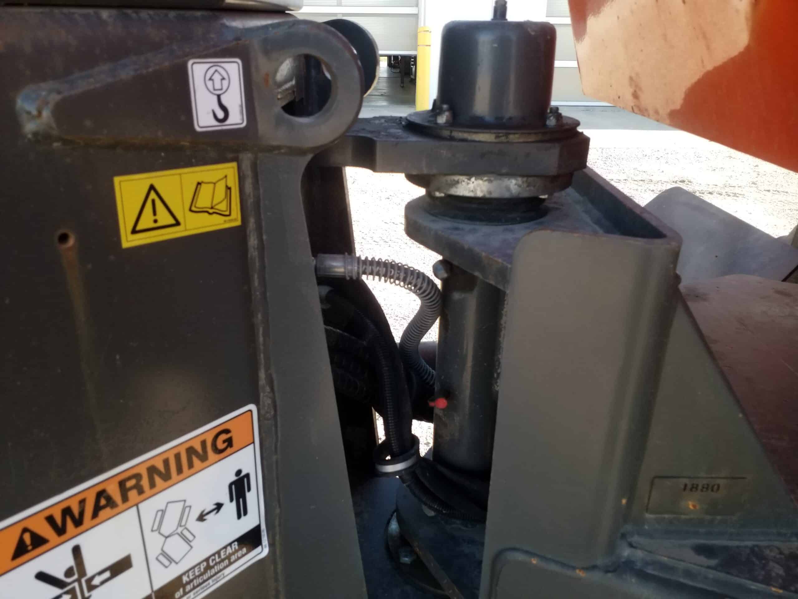  2021 AUSA DR1001 AHG at Conquest Equipment Saskatchewn