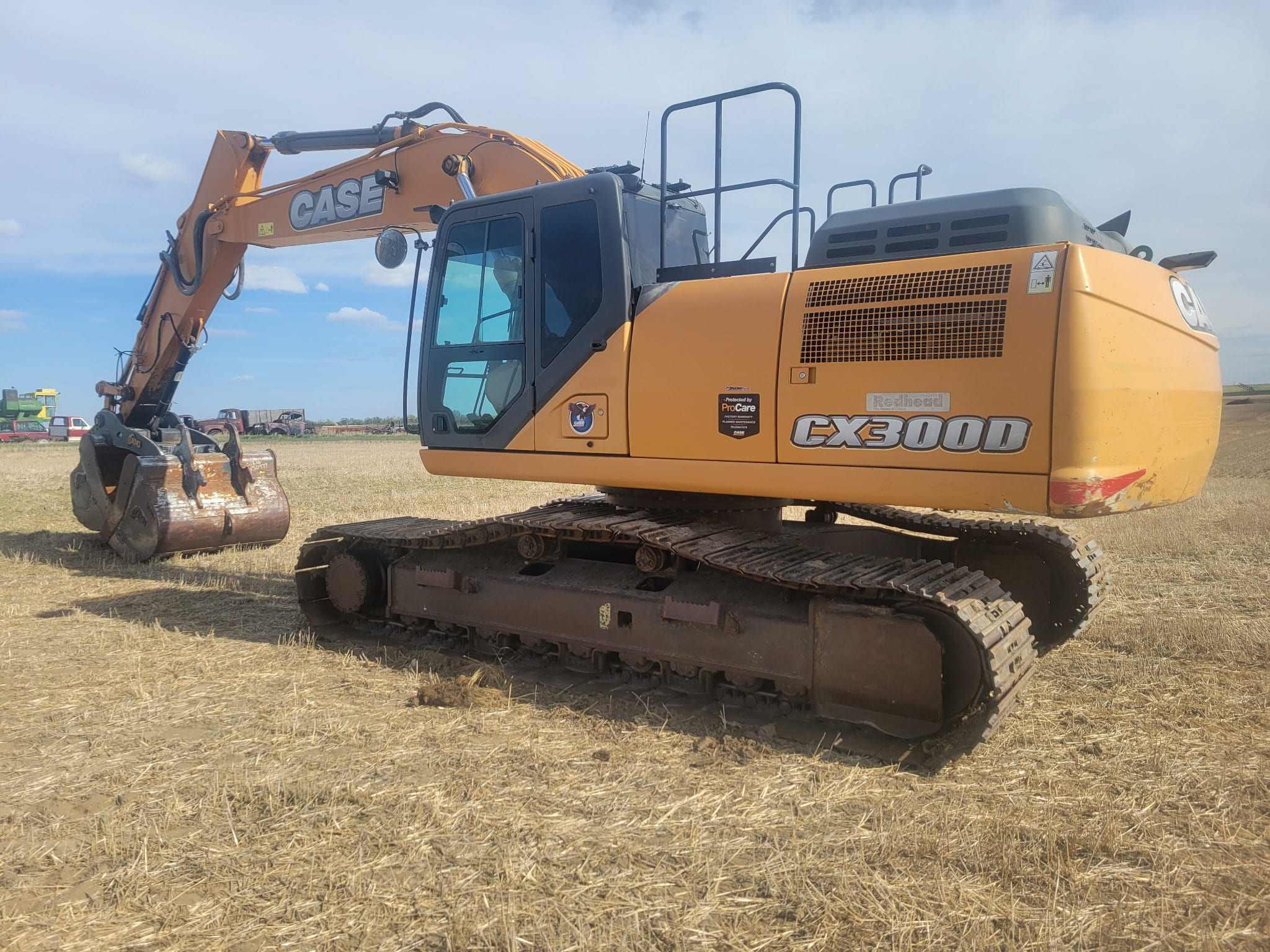  2017 CASE CX300D at Conquest Equipment Saskatchewan