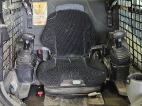  1998 Champion 740A at Conquest Equipment Saskatchewan