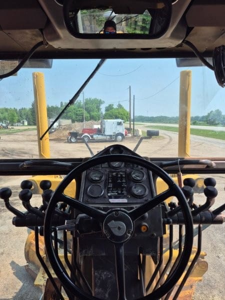  1998 Champion 740A at Conquest Equipment Saskatchewan