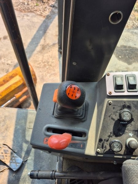  1998 Champion 740A at Conquest Equipment Saskatchewan