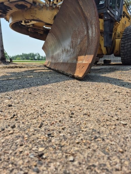  1998 Champion 740A at Conquest Equipment Saskatchewan