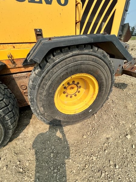  2008 VOLVO G960 at Conquest Equipment Saskatchewan
