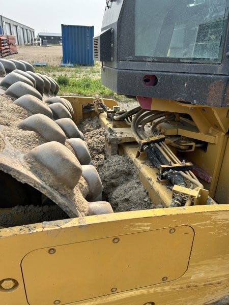  2007 CAT CP563E at Conquest Equipment Saskatchewan