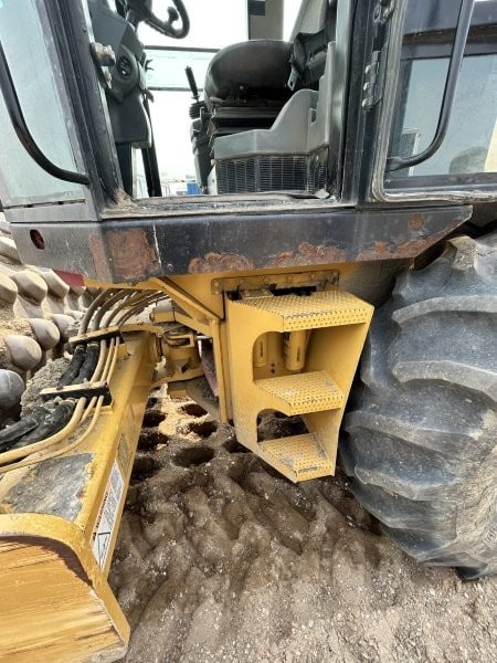  2007 CAT CP563E at Conquest Equipment Saskatchewan