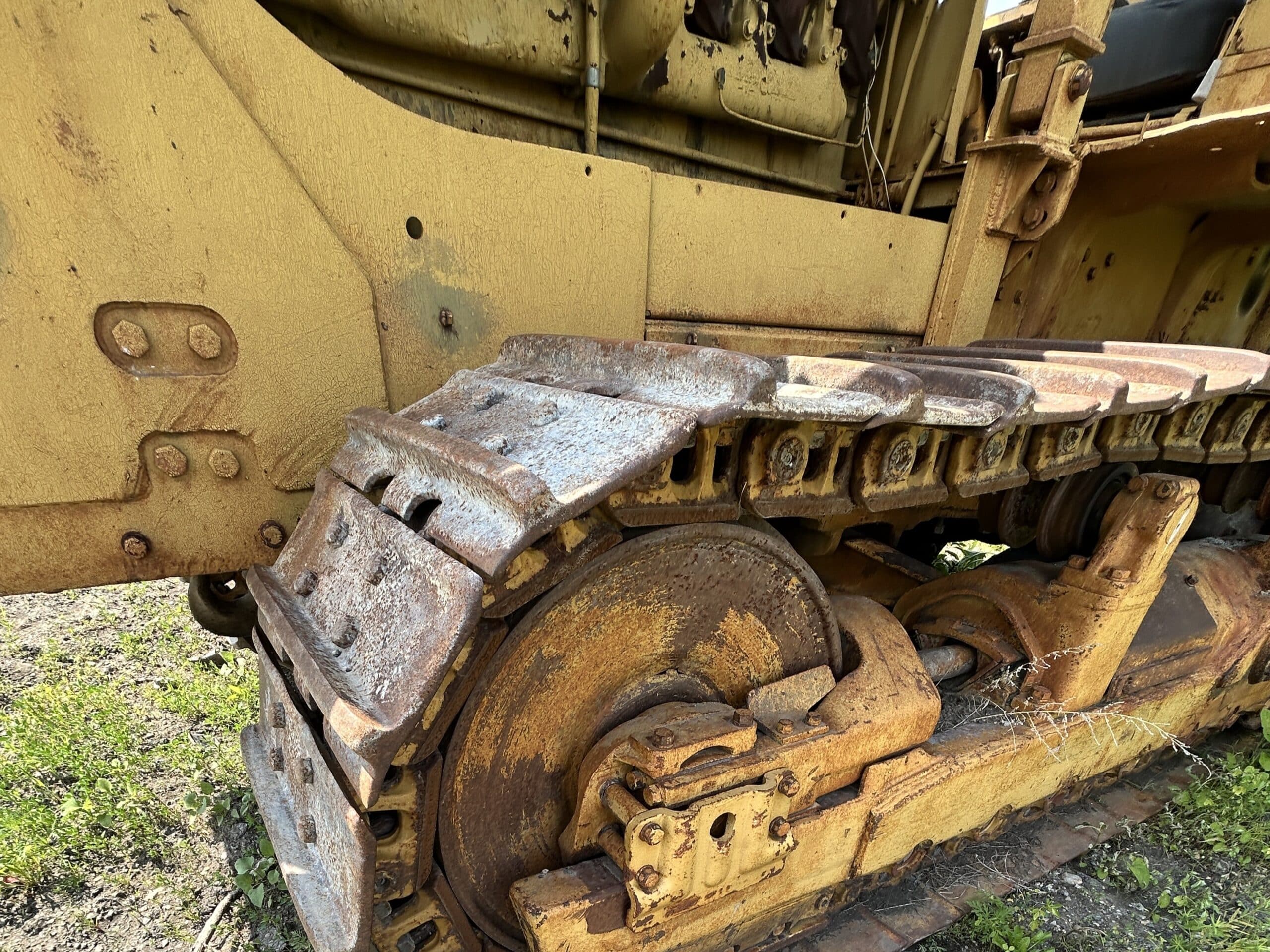  1970 CAT D8H at Conquest Equipment Manitoba