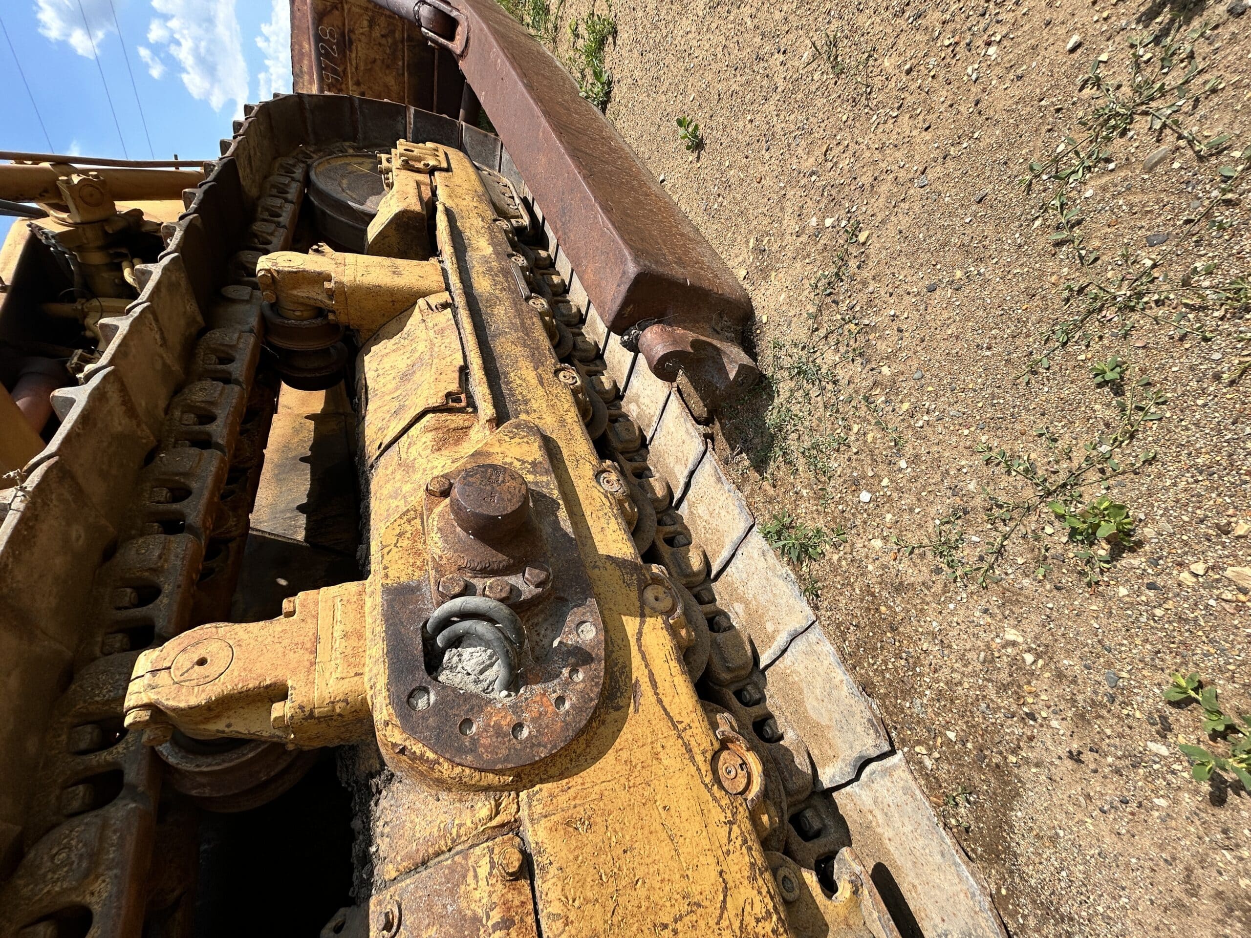   CAT D8H at Conquest Equipment Manitoba