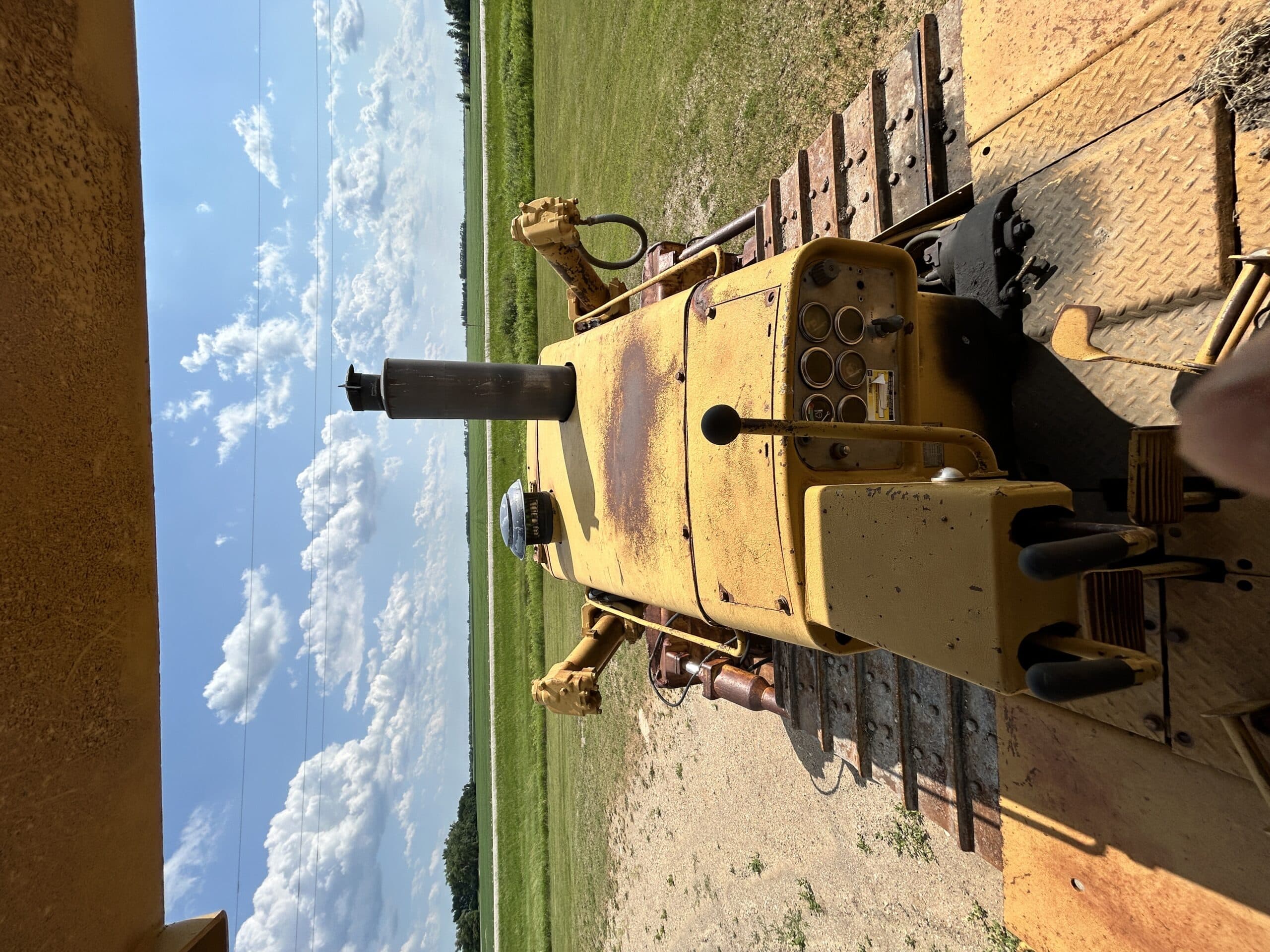   CAT D8H at Conquest Equipment Manitoba