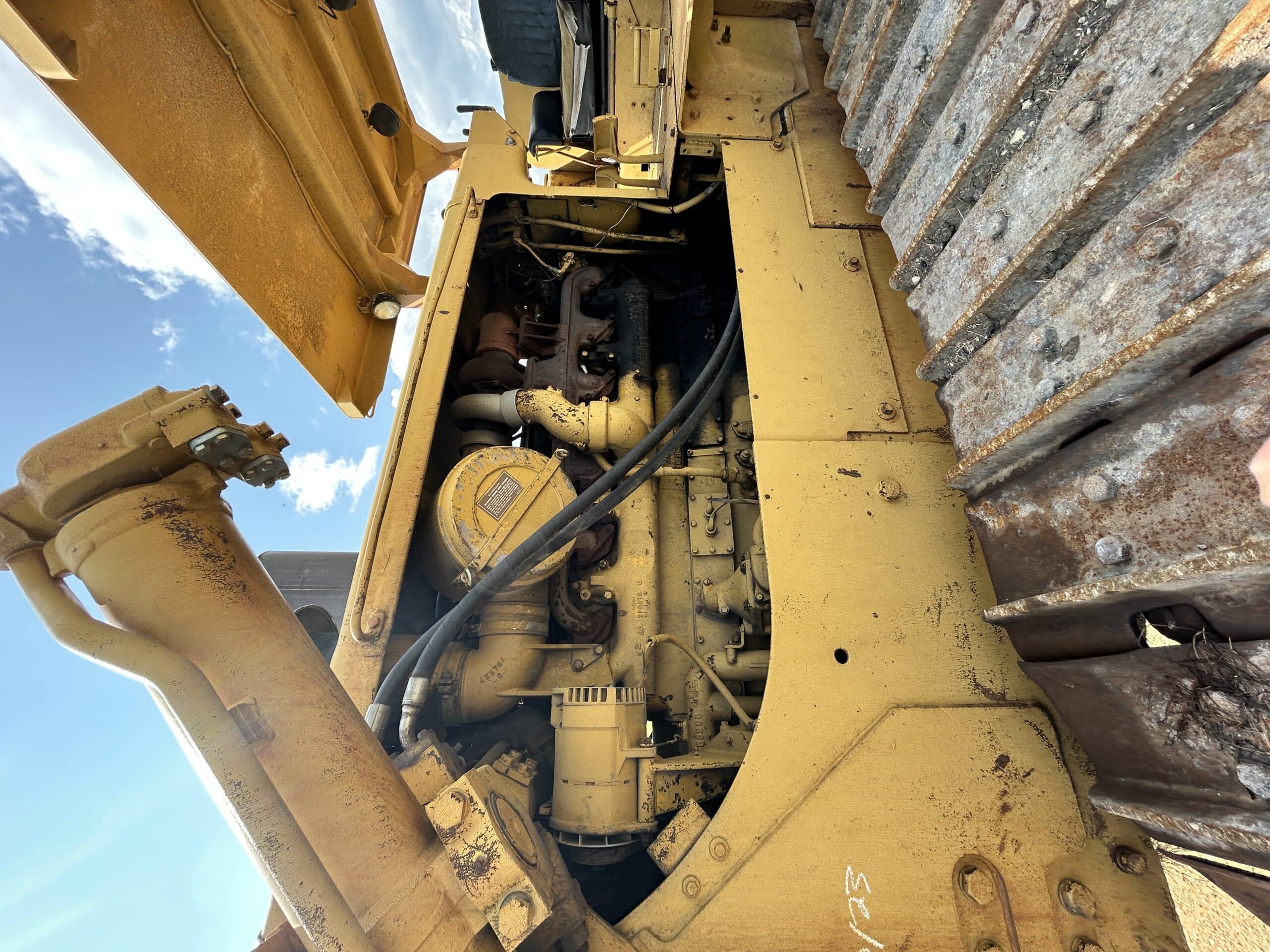  CAT D8H at Conquest Equipment Manitoba