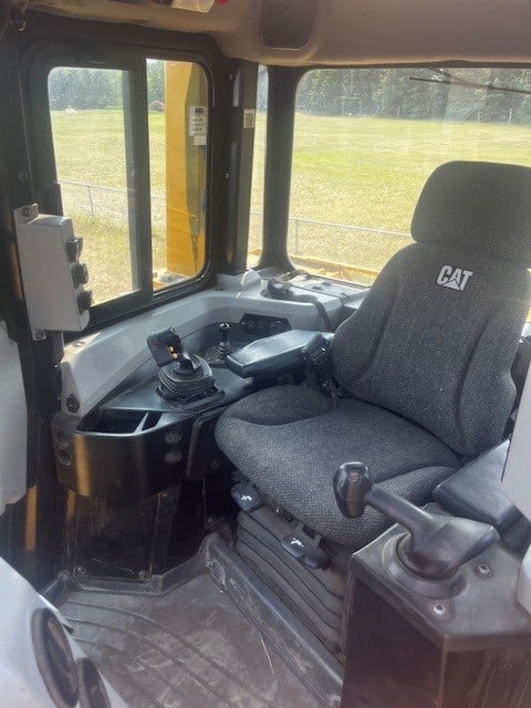 2018 CAT D6T at Conquest Equipment Saskatchewan