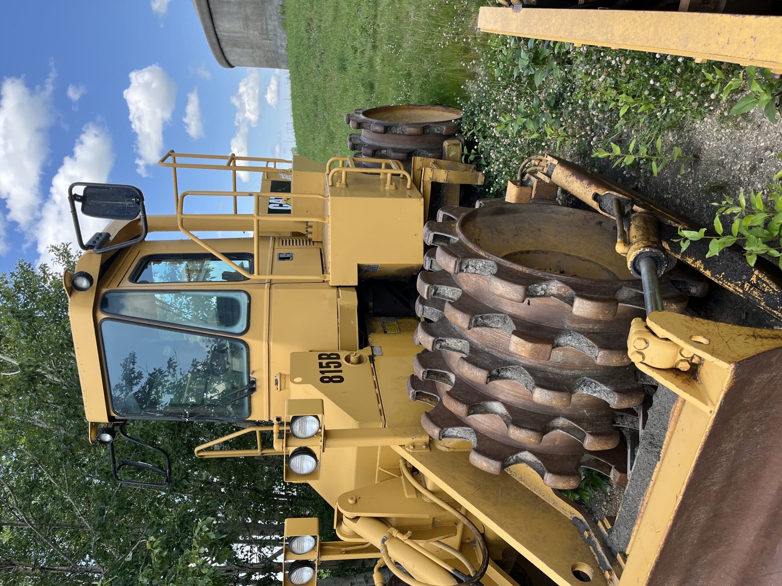  1993 CAT 815B at Conquest Equipment Saskatchewan