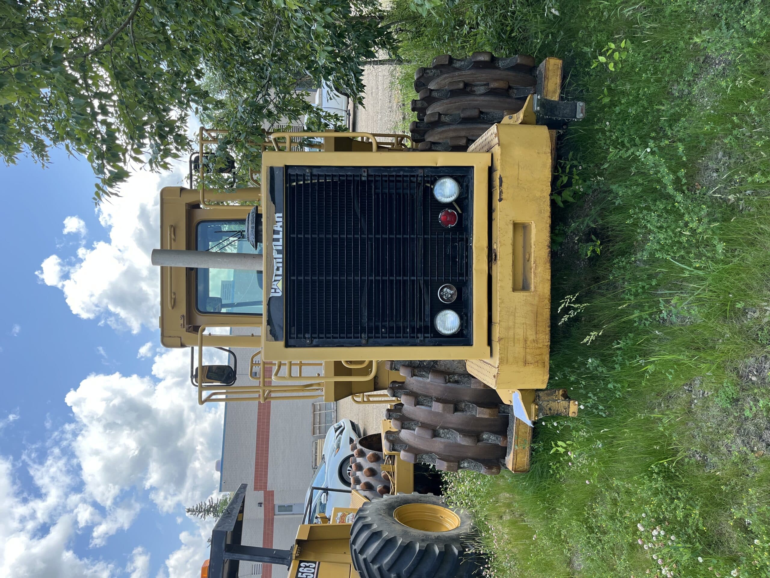 1993 CAT 815B at Conquest Equipment Saskatchewan