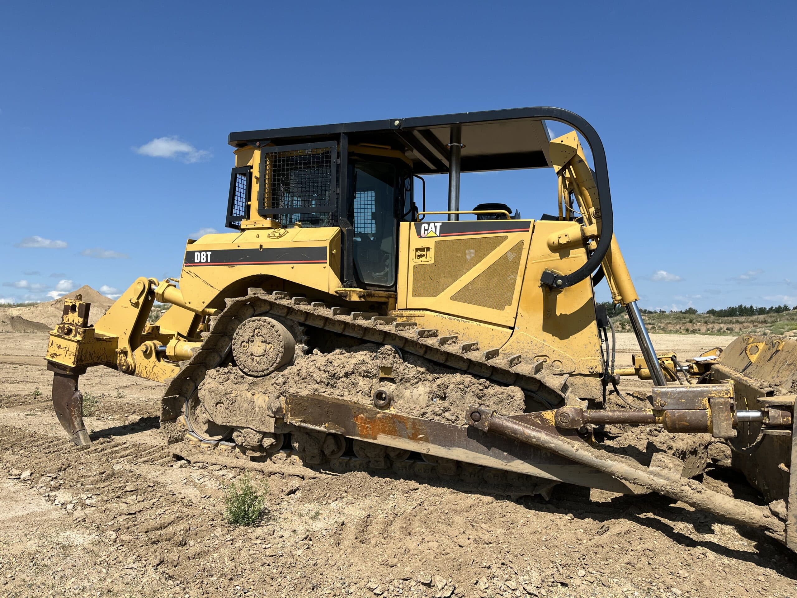  2006 CAT D8T at Conquest Equipment Saskatchewan
