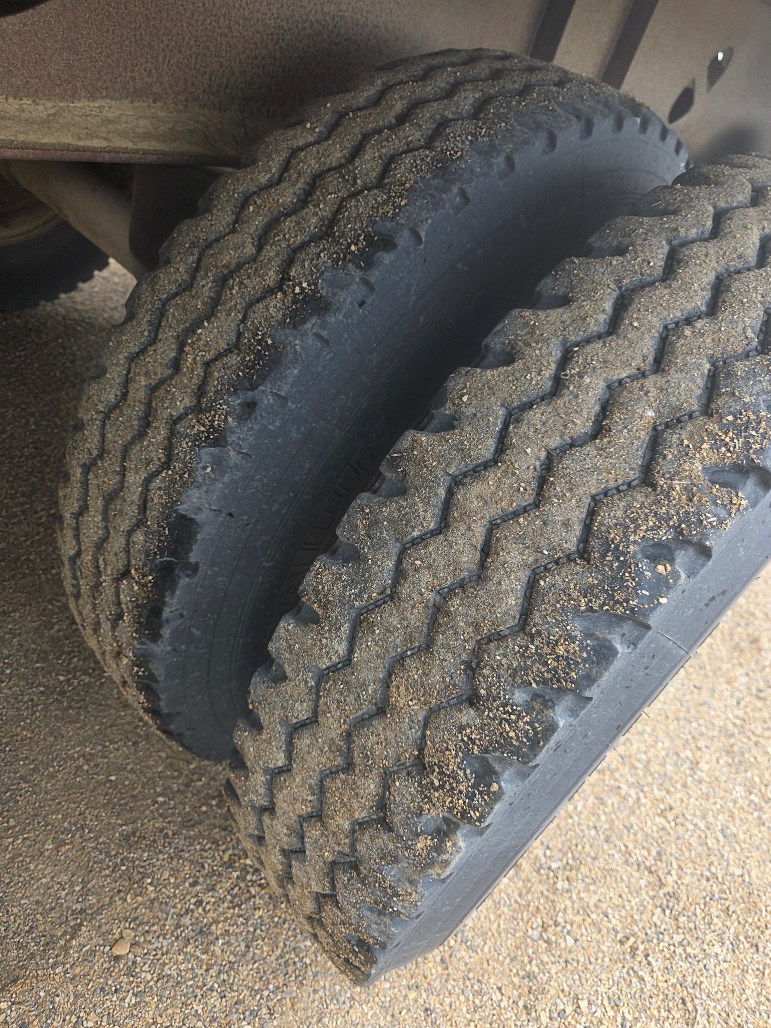  2008 Doepker Tridem End Dump at Conquest Equipment Saskatchewan