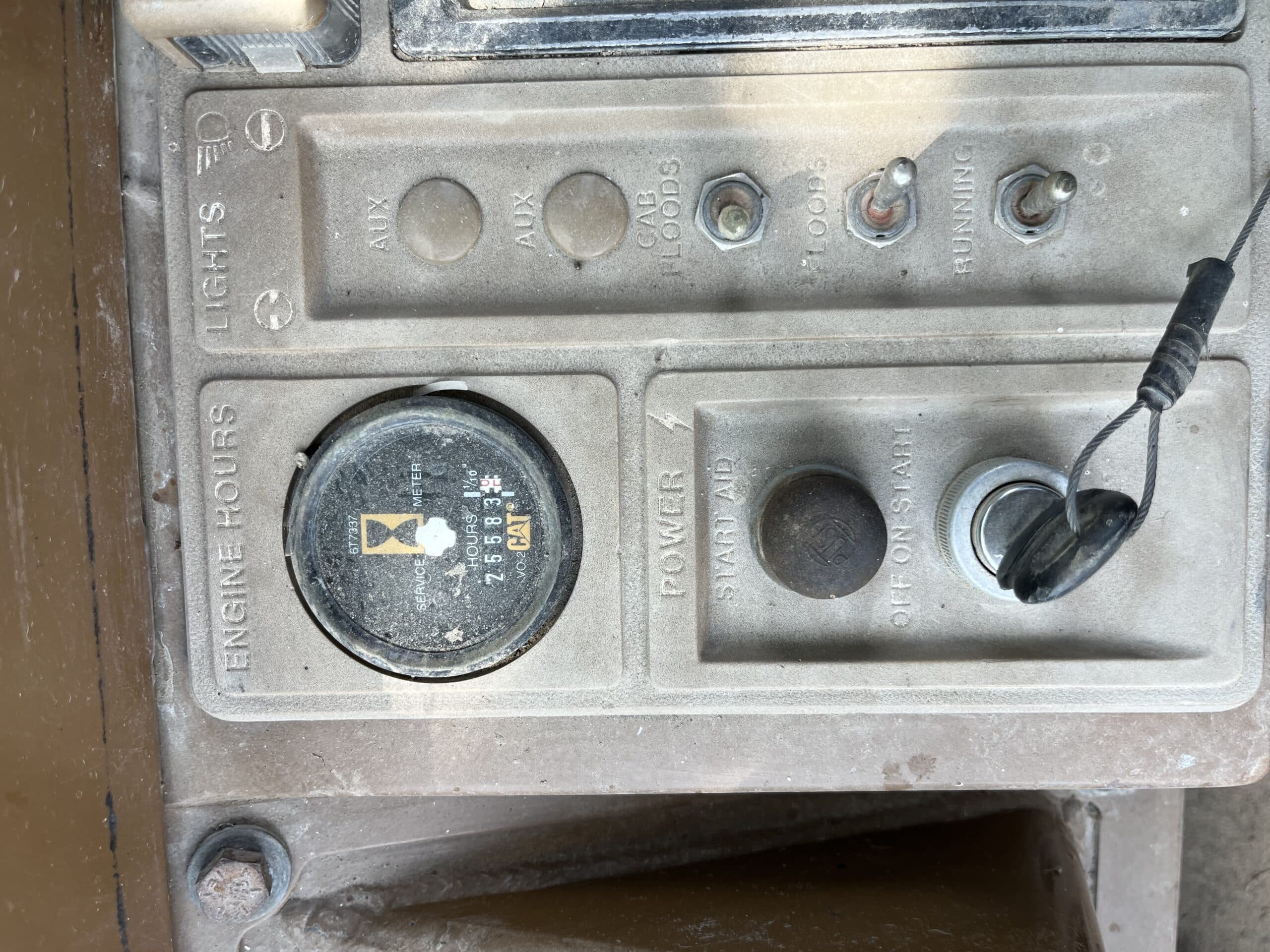  1993 CAT 815B at Conquest Equipment Saskatchewan