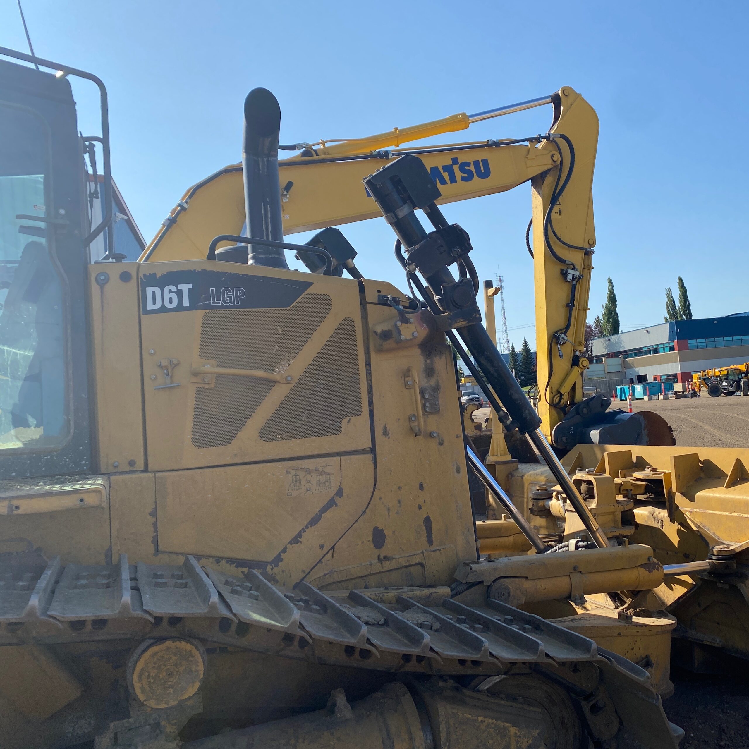  2011 CAT D6T LGP at Conquest Equipment Alberta