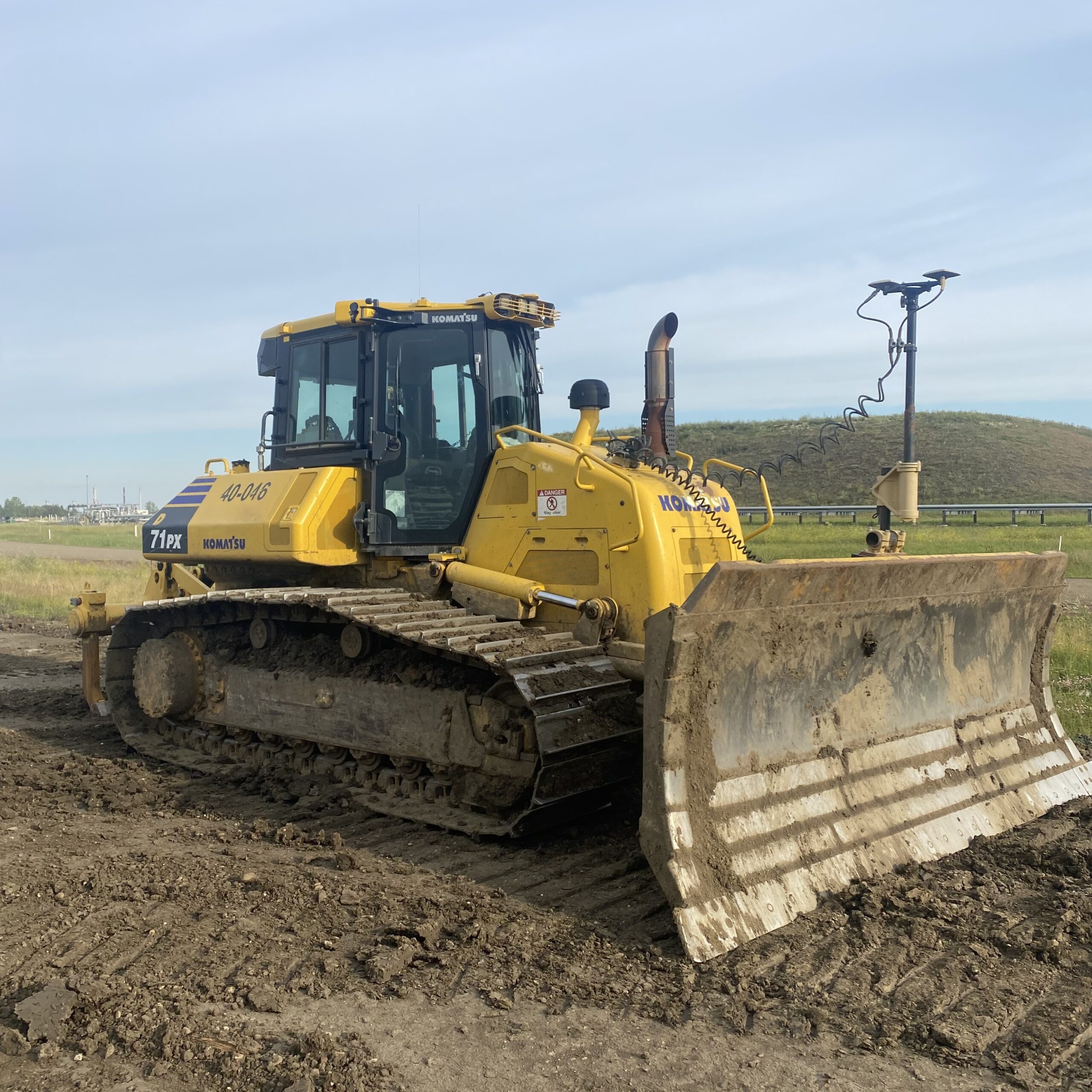  2021 KOMATSU D71PX-24 at Conquest Equipment Alberta