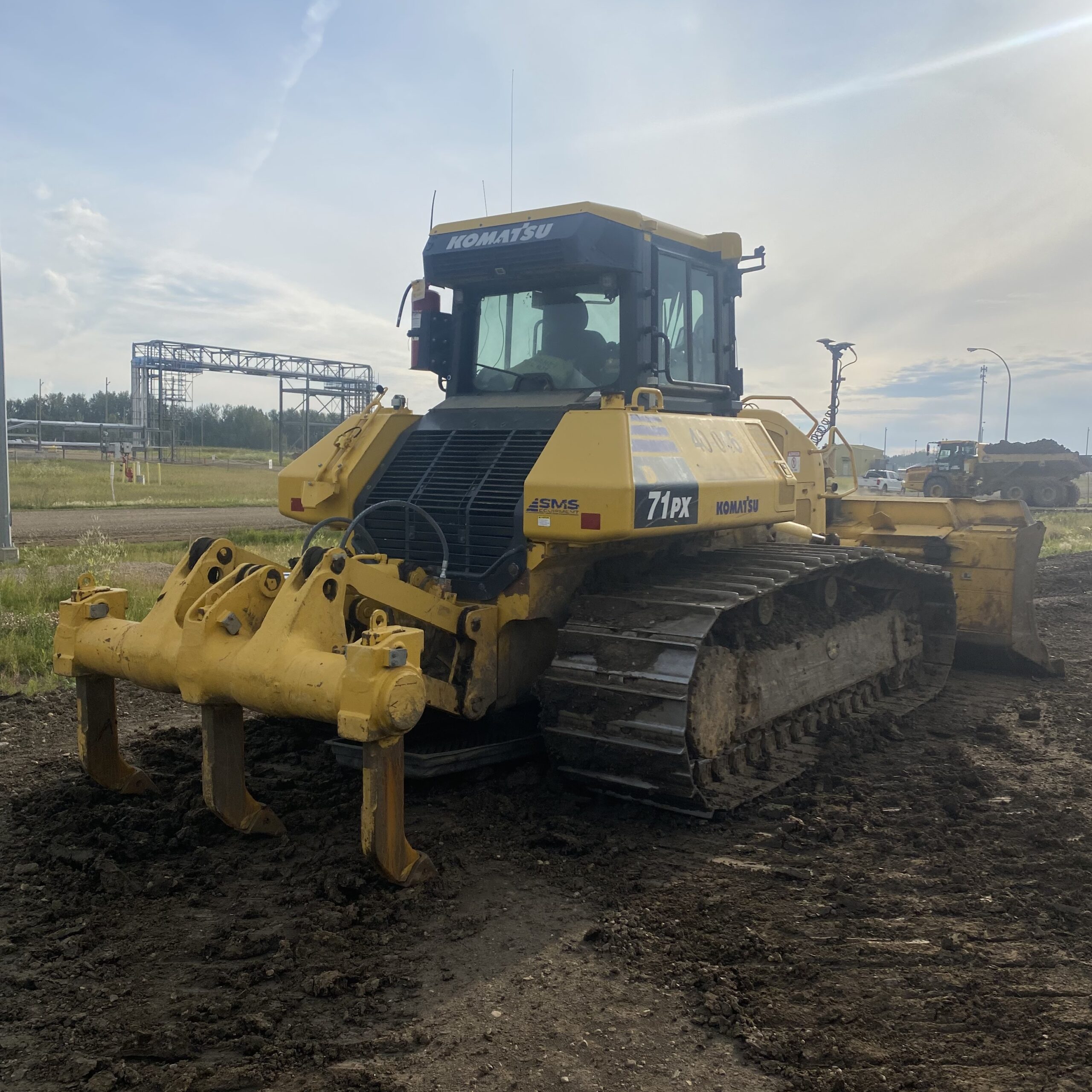  2021 KOMATSU D71PX-24 at Conquest Equipment Alberta