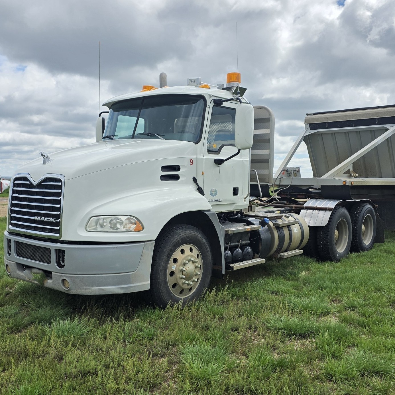  2014 Mack Day Cab at Conquest Equipment Saskatchewan