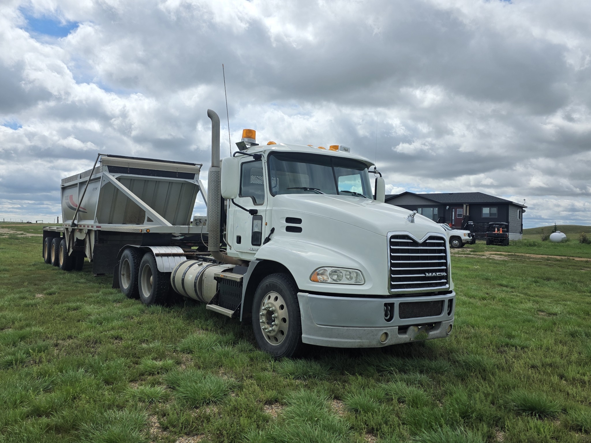  2014 Mack Day Cab at Conquest Equipment Saskatchewan