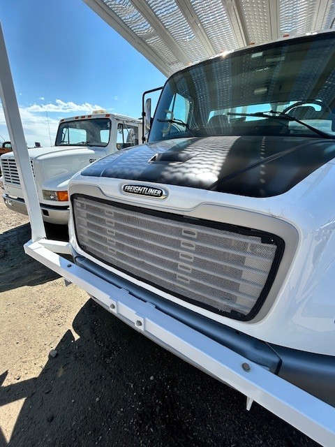  2019 Freightliner M2106 S/A Bucket Truck at Conquest Equipment Saskatchewan