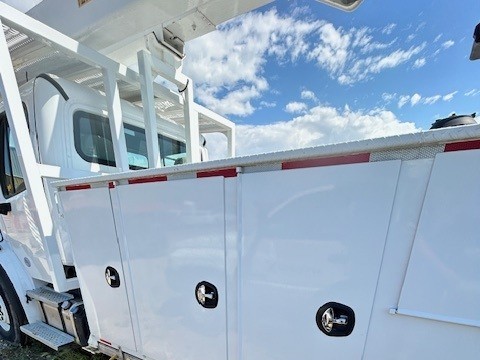  2019 Freightliner M2106 S/A Bucket Truck at Conquest Equipment Saskatchewan