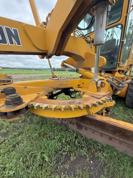  1984 Champion 730A at Conquest Equipment Manitoba