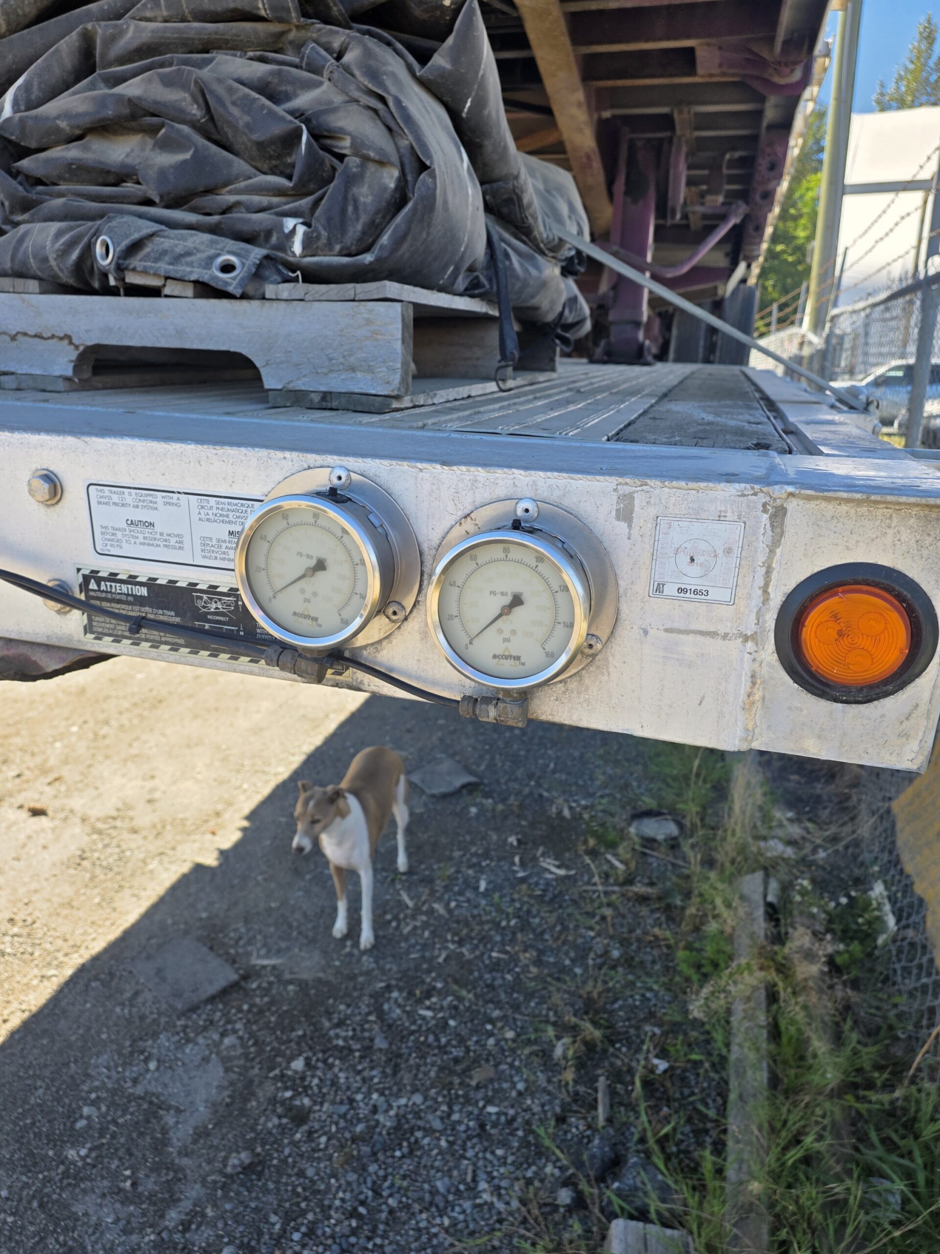  2007 Manac Flat Deck Super Bee at Conquest Equipment British Columbia