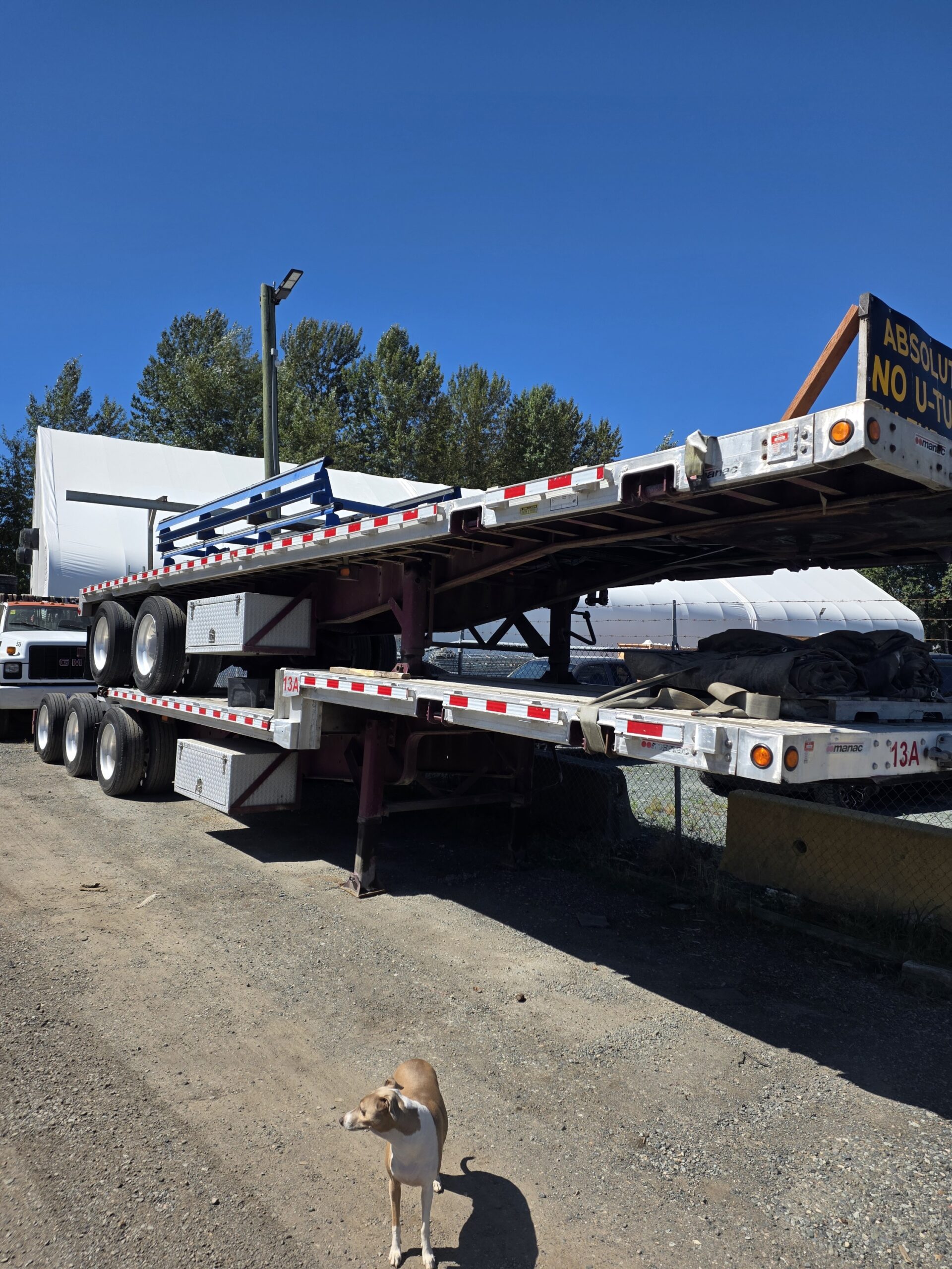 2007 Manac Flat Deck Super Bee at Conquest Equipment British Columbia