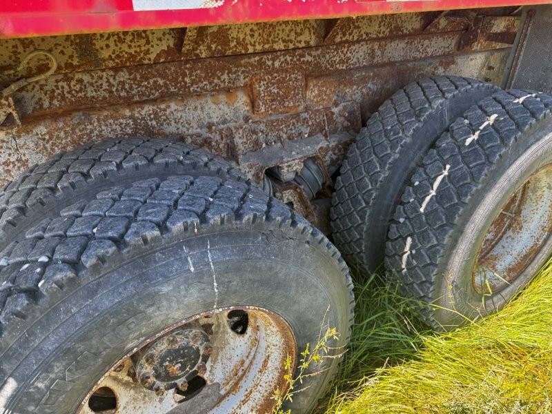  2001 Sterling Snow Plow Dump Truck at Conquest Equipment Manitoba
