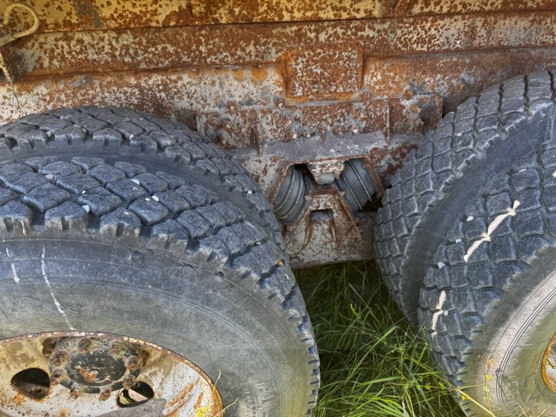  2001 Sterling Snow Plow Dump Truck at Conquest Equipment Manitoba