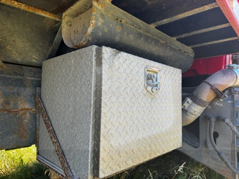  2001 Sterling Snow Plow Dump Truck at Conquest Equipment Manitoba