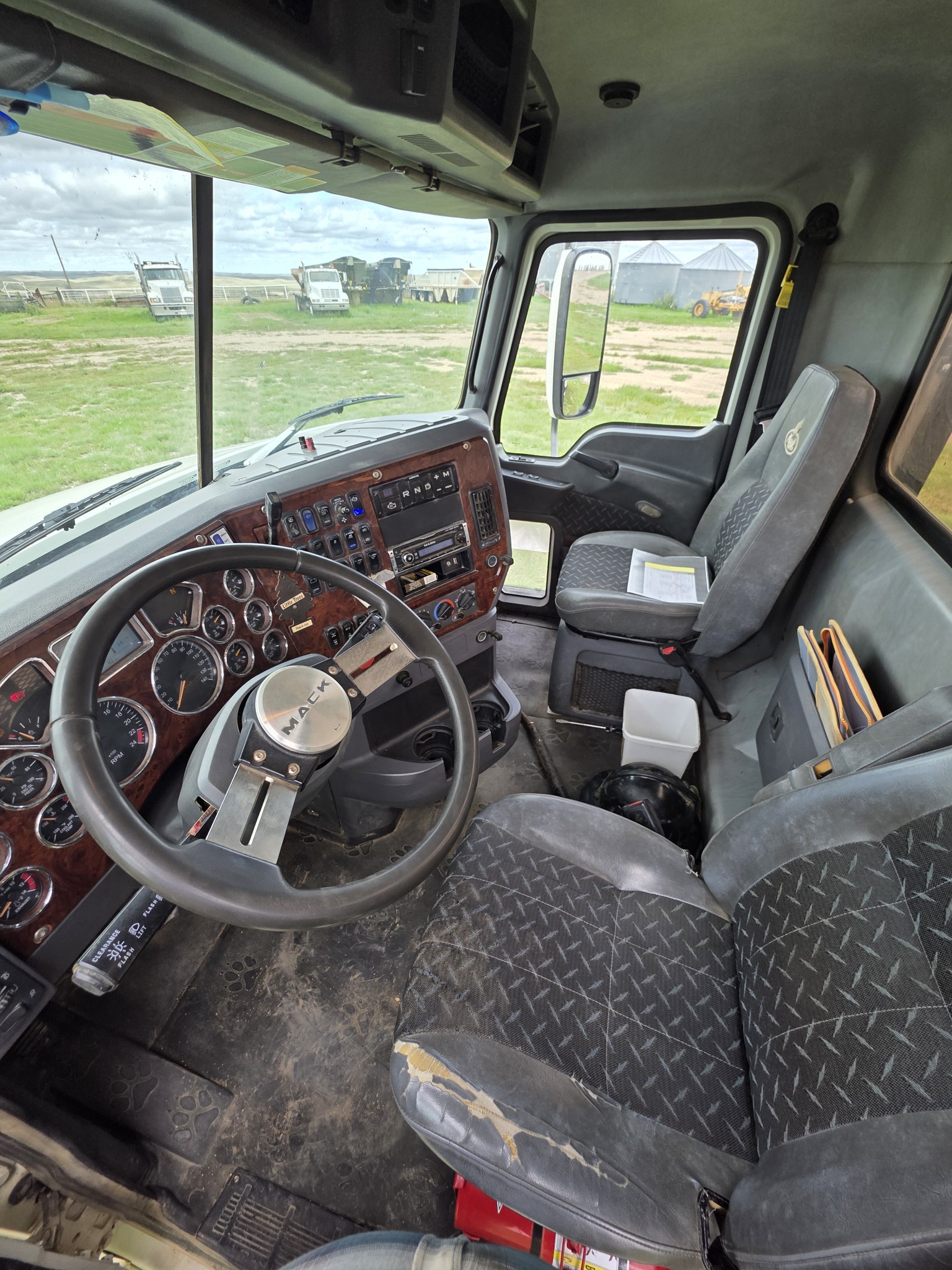  2014 Mack Day Cab at Conquest Equipment Saskatchewan