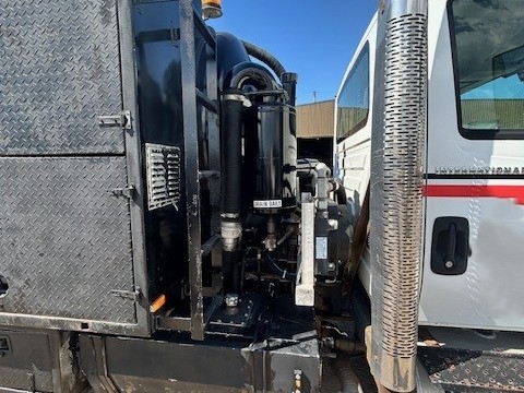  2002 International 4300 Vac Truck at Conquest Equipment Saskatchewan