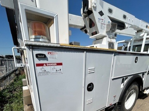  2019 Freightliner M2106 S/A Bucket Truck at Conquest Equipment Saskatchewan