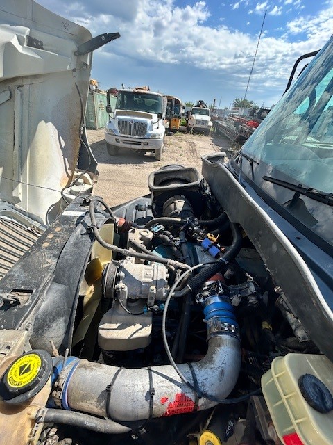  2002 International 4300 Vac Truck at Conquest Equipment Saskatchewan
