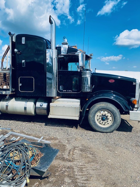  2013 Peterbilt 367 at Conquest Equipment Alberta