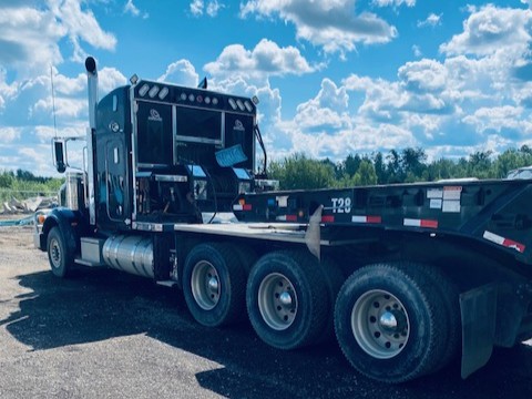 2013 Peterbilt 367 at Conquest Equipment Alberta