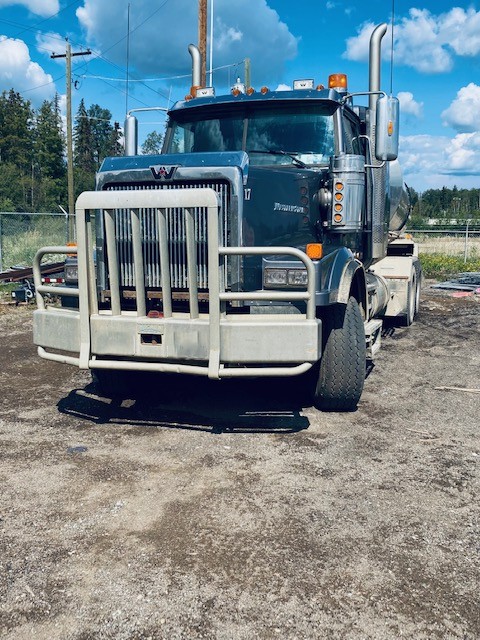  2012 Western Star 4900 at Conquest Equipment Alberta