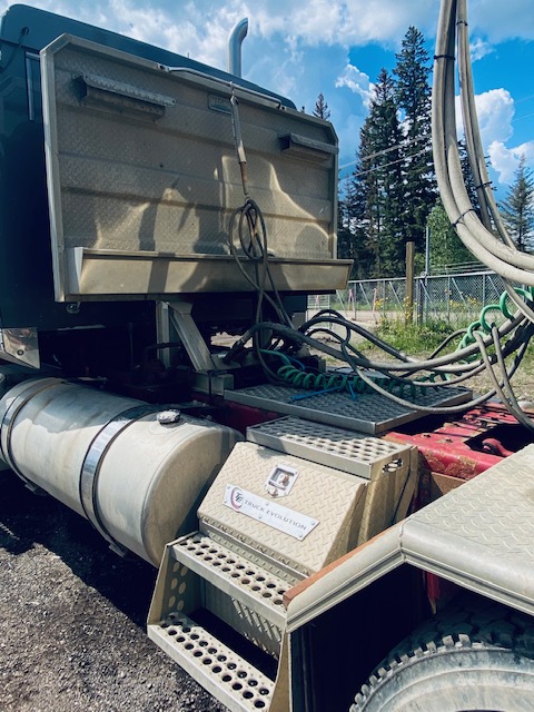  2012 Western Star 4900 at Conquest Equipment Alberta