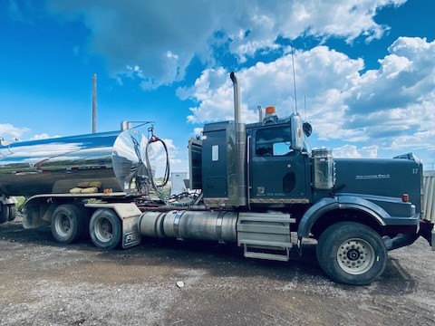  2012 Western Star 4900 at Conquest Equipment Alberta