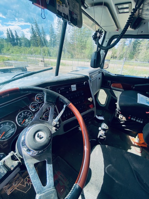  2012 Western Star 4900 at Conquest Equipment Alberta