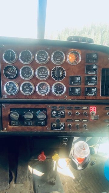  2005 Peterbilt 378 at Conquest Equipment Alberta